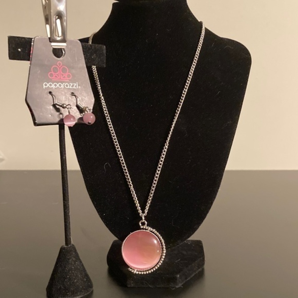Paparazzi Blush Pink and Silver Necklace Set